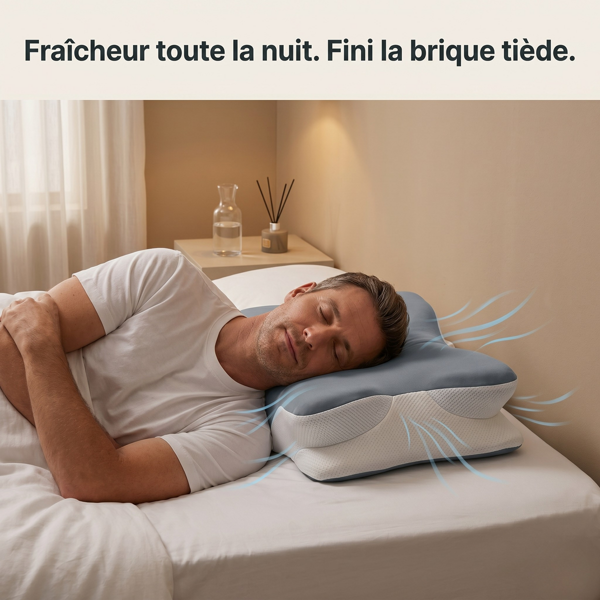 Homme dormant paisiblement sur un oreiller ergonomique soie glacée rafraîchissant sans transpirer